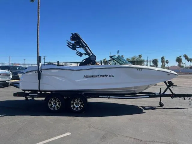 Slide: The Image of MasterCraft NXT22 2025 - 6