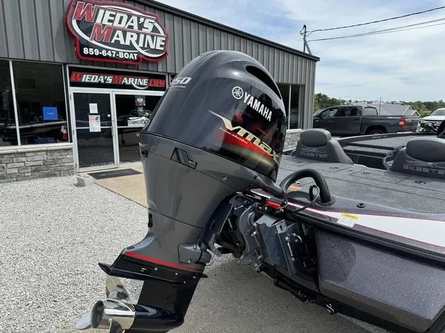 Slide: The Image of Skeeter ZX150 2025 - 3