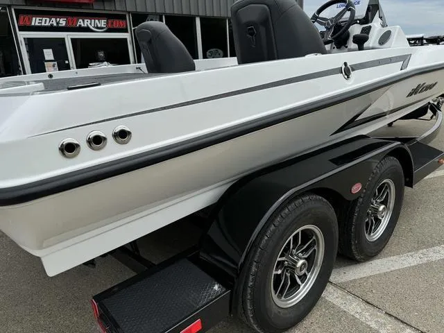 Slide: The Image of Ikon VLX 21 2025 - 12