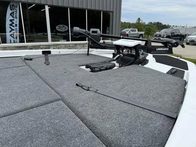 Slide: The Image of Ikon VLX 21 2025 - 16