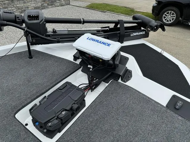 Slide: The Image of Ikon VLX 21 2025 - 17