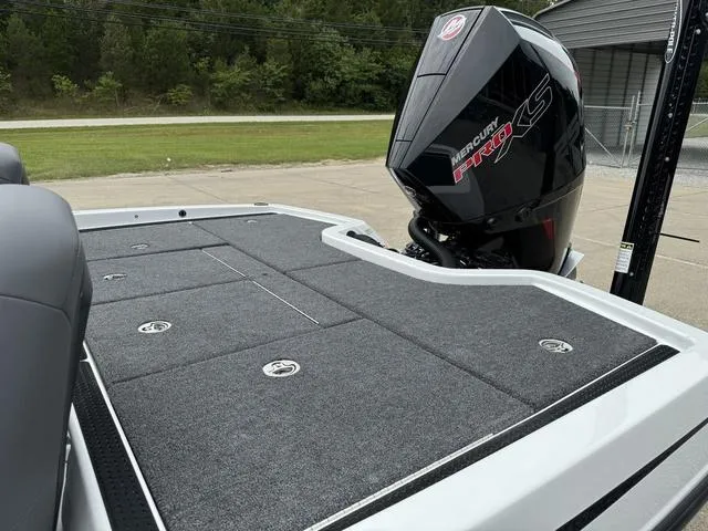 Slide: The Image of Ikon VLX 21 2025 - 26