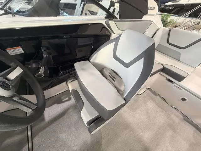 Slide: The Image of Yamaha AR220 2025 - 15