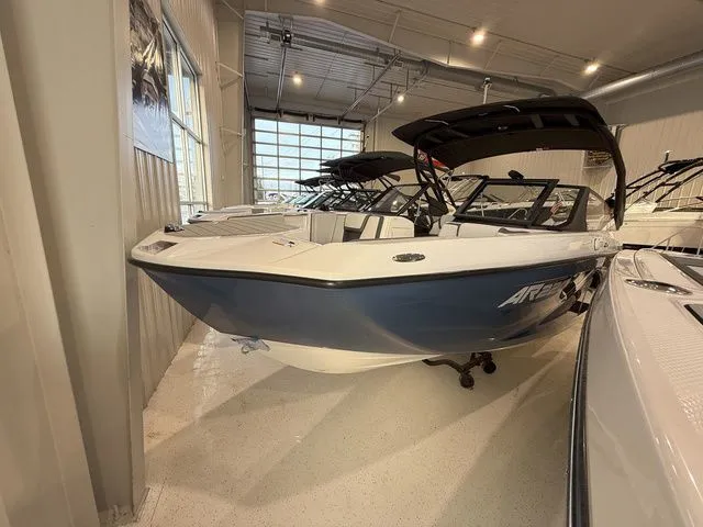 Slide: The Image of Yamaha AR220 2025 - 5