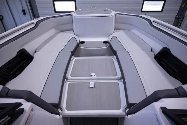 Slide: The Image of Yamaha AR250 2025 - 12