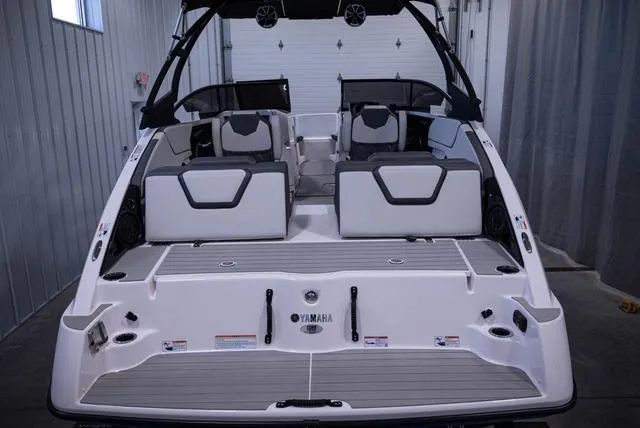 Slide: The Image of Yamaha AR250 2025 - 5