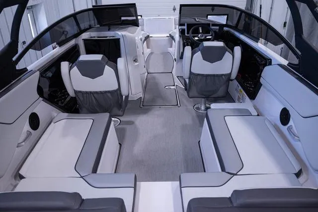 Slide: The Image of Yamaha AR250 2025 - 6