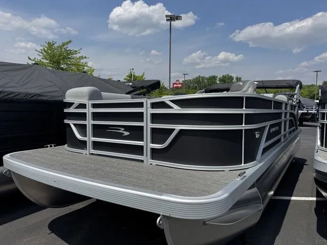 The Image of Bennington S L-Bench 22 SLJ Pontoon 2025 - 1