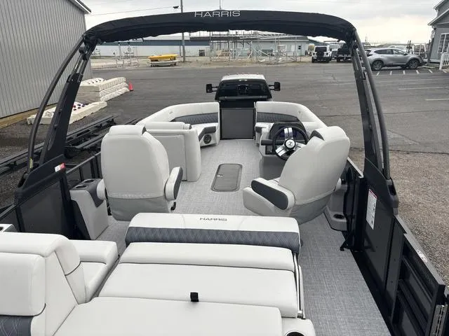 Slide: The Image of Harris Sunliner 250 SLDH 2025 - 21