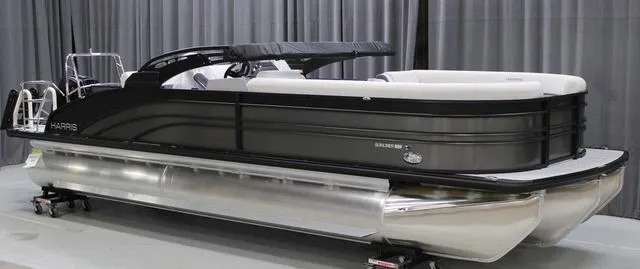 Slide: The Image of Harris Sunliner 250 SLDH 2025 - 22