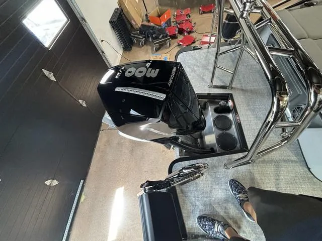 Slide: The Image of Harris Solstice 230 SLDH 2025 - 14