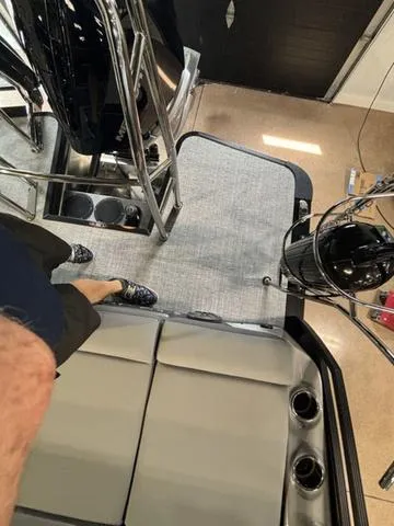 Slide: The Image of Harris Solstice 230 SLDH 2025 - 15