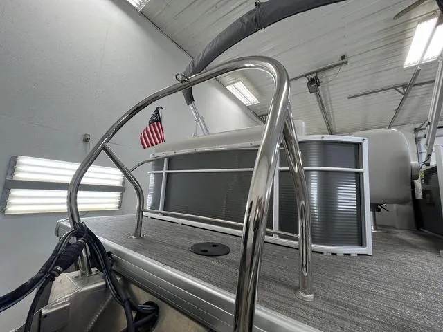 Slide: The Image of Godfrey SW 1886 C 2021 - 12