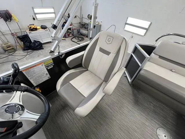 Slide: The Image of Godfrey SW 1886 C 2021 - 17