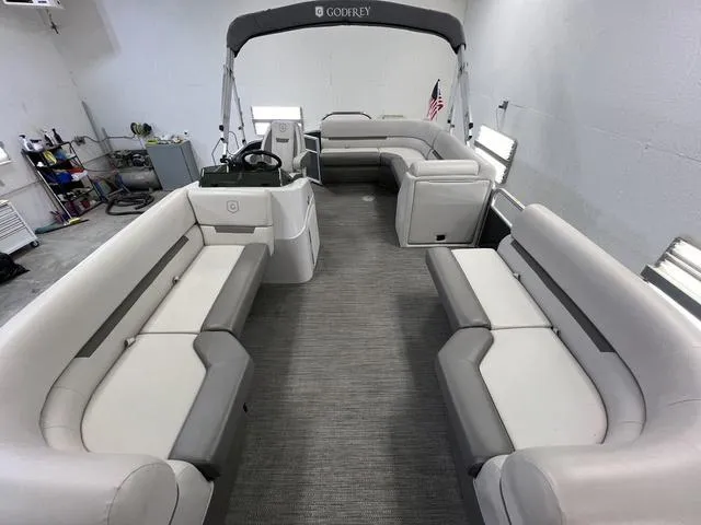 Slide: The Image of Godfrey SW 1886 C 2021 - 24