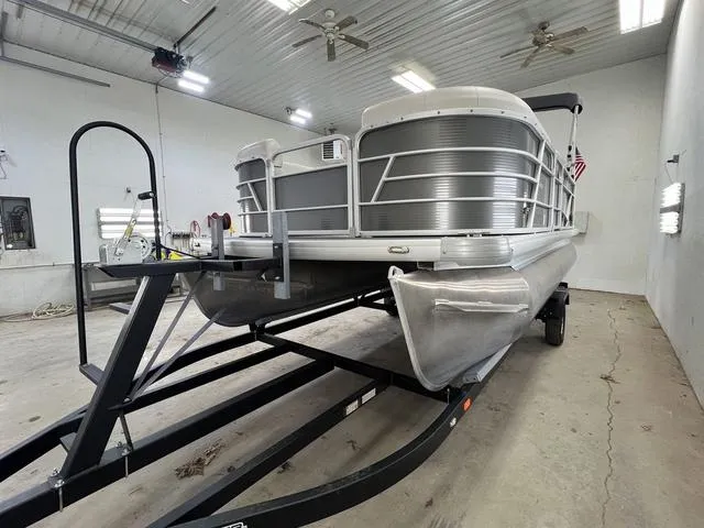 Slide: The Image of Godfrey SW 1886 C 2021 - 4