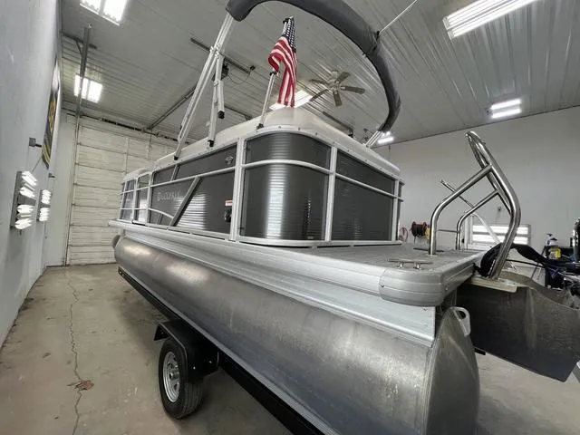 Slide: The Image of Godfrey SW 1886 C 2021 - 6