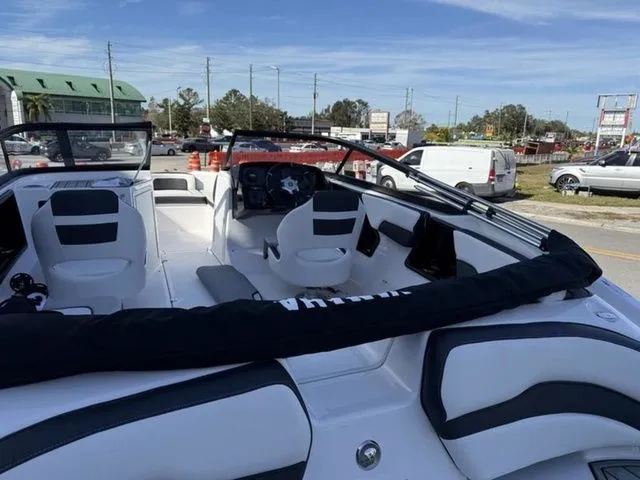 Slide: The Image of Yamaha SX195-MAPLE RED-GALVANIZE 2025 - 12