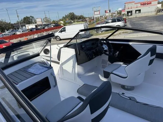 Slide: The Image of Yamaha SX195-MAPLE RED-GALVANIZE 2025 - 13