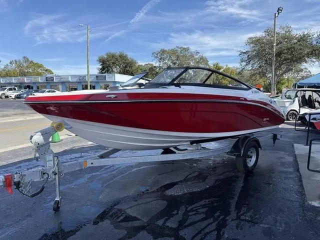 Slide: The Image of Yamaha SX195-MAPLE RED-GALVANIZE 2025 - 5