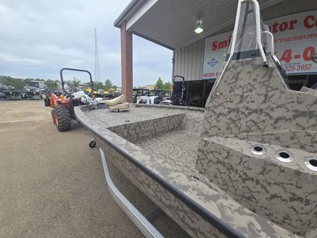 Slide: The Image of Xpress H210B 2025 - 12