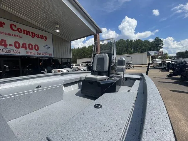 Slide: The Image of Xpress H22 2025 - 6