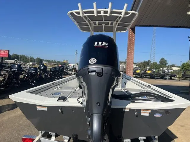 Slide: The Image of Avid 20 ROUGE 2025 - 7