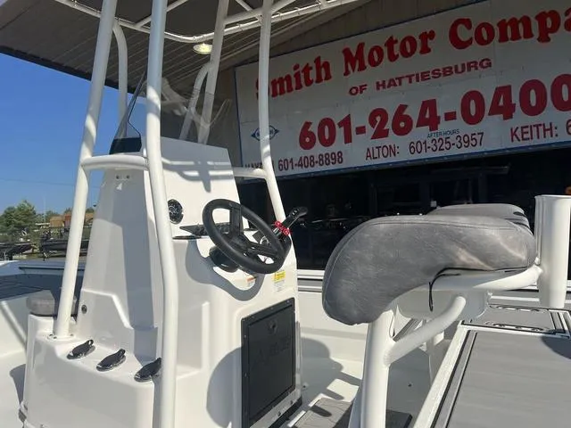 Slide: The Image of Avid 20 ROUGE 2025 - 9