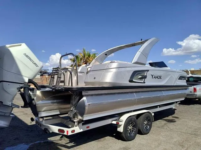 Slide: The Image of Tahoe Grand Tahoe Carbon Quad Lounge Windshield 25 FT 2025 - 6