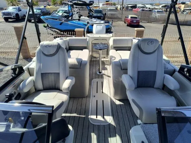 Slide: The Image of Top view of 2018 Avalon Excalibur Quad Lounge Windshield 27' boat layout. - 18