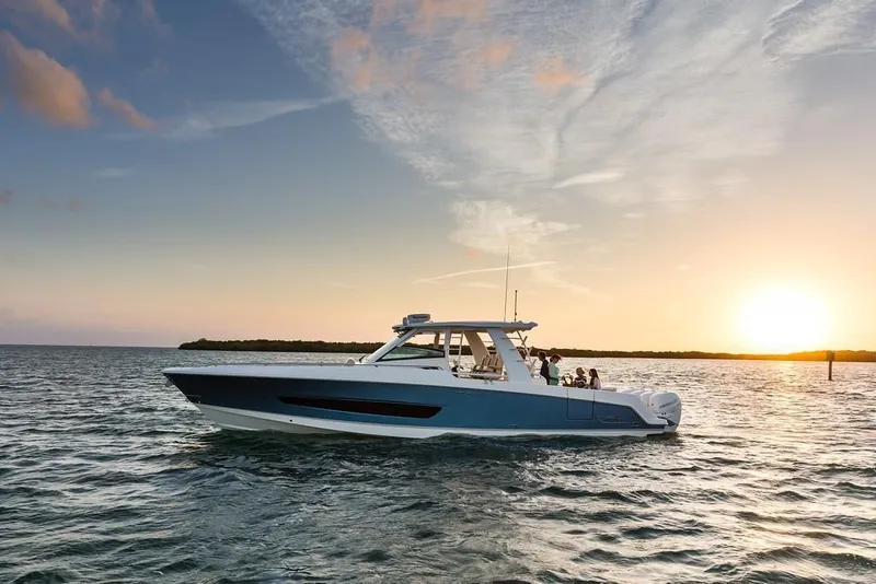 Slide: The Image of 2023-Boston-Whaler-420-Outrage-MarineMax - 0
