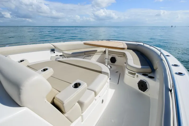 Slide: The Image of 2023-Boston-Whaler-420-Outrage-MarineMax - 11