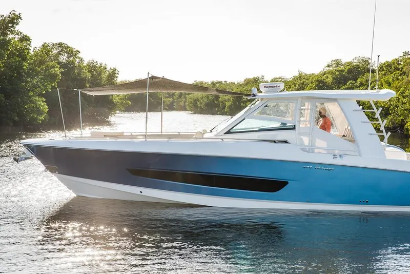 Slide: The Image of 2023-Boston-Whaler-420-Outrage-MarineMax - 23