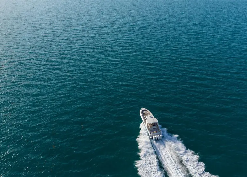 Slide: The Image of 2023-Boston-Whaler-420-Outrage-MarineMax - 47