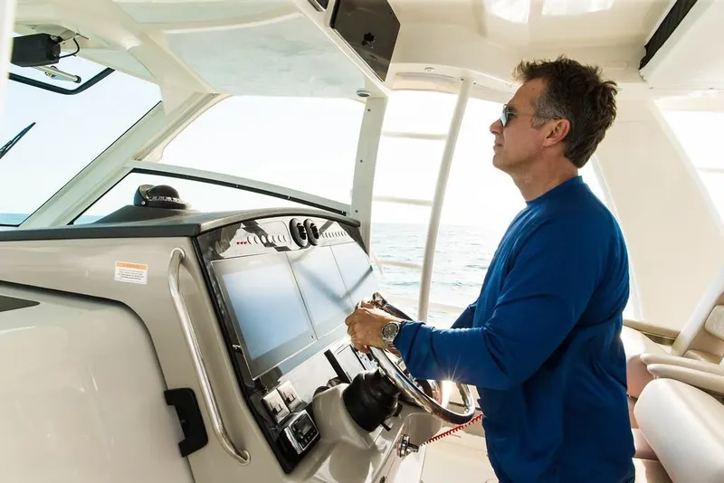 Slide: The Image of 2023-Boston-Whaler-420-Outrage-MarineMax - 62