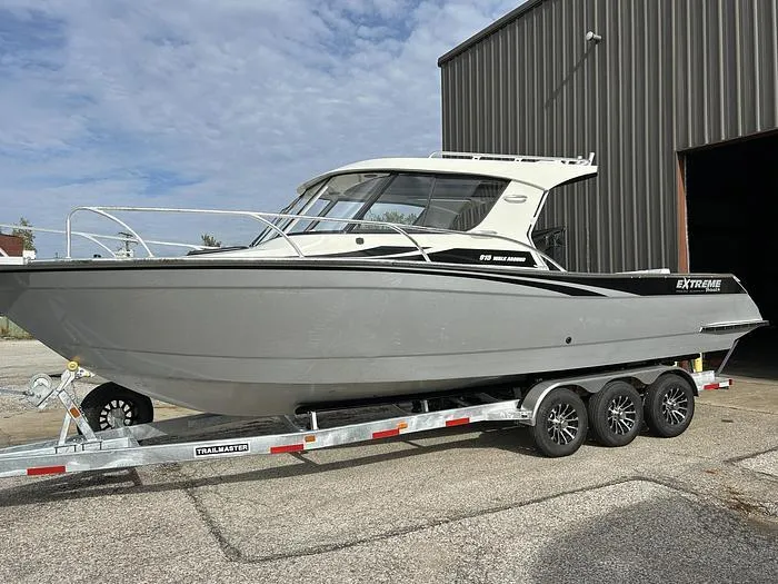 The Image of 2025 Extreme Boats 915 Walk-Around - 0