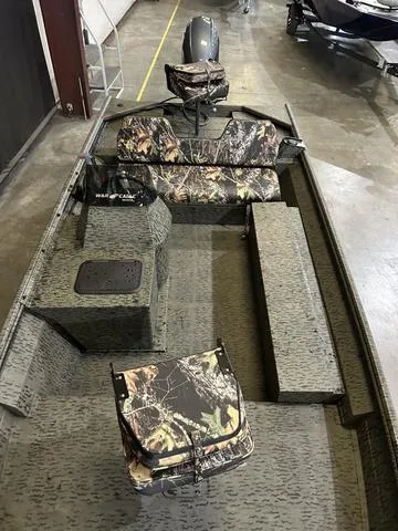 Slide: The Image of War Eagle 754LDSV W/Yamaha 70 2025 - 9