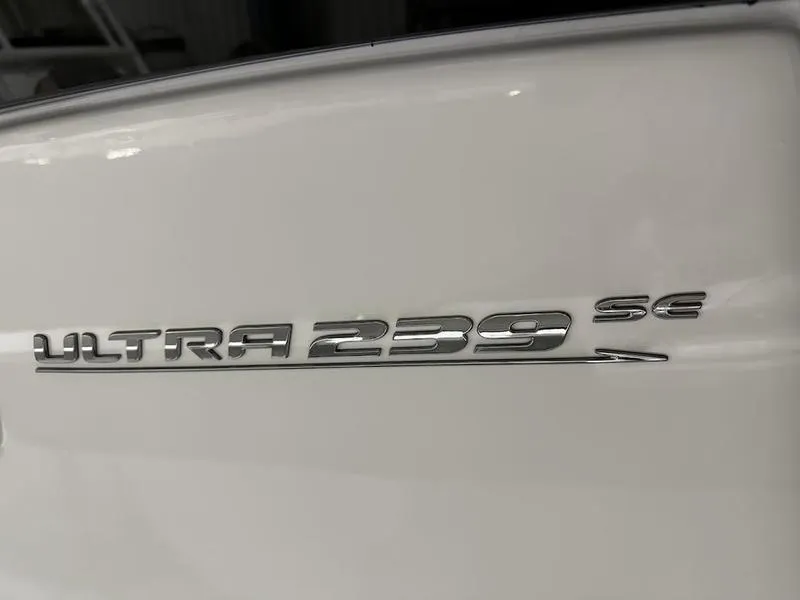 Slide: The Image of 2025 Sea Hunt Ultra 239se logo on white surface. - 18