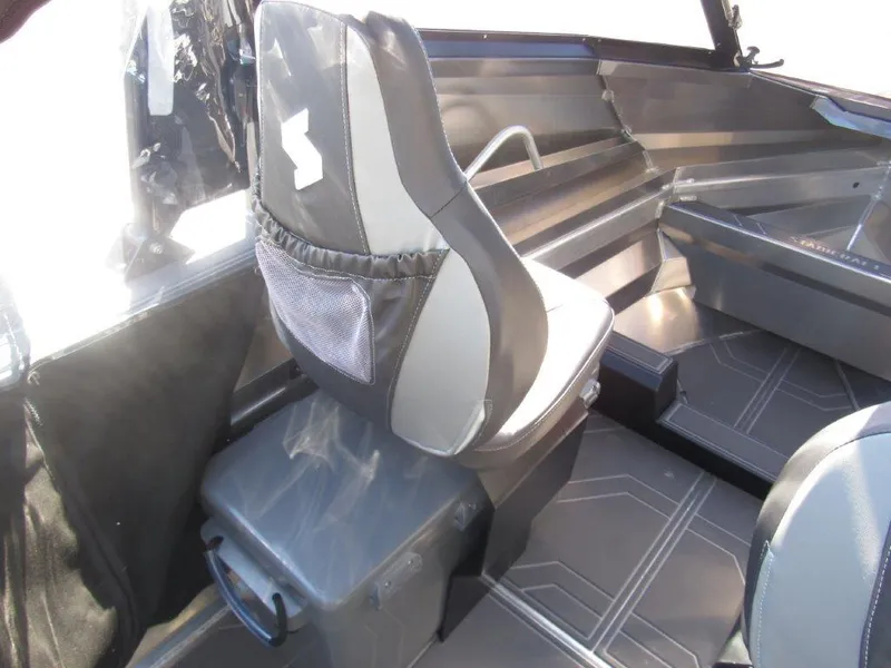 Slide: The Image of Stabi-Craft 1550 Fisher 2025 - 13