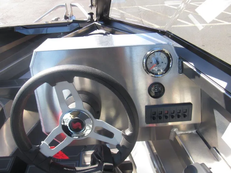 Slide: The Image of Stabi-Craft 1550 Fisher 2025 - 14