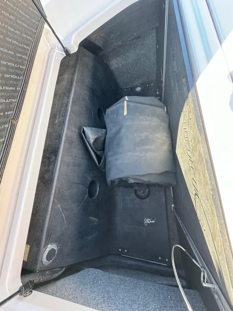 Slide: The Image of Correct Craft 230 Team Edition 2015 - 27