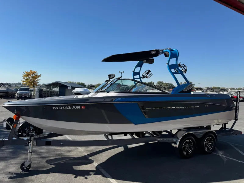 Slide: The Image of Correct Craft 230 Team Edition 2015 - 6