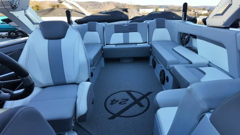 Slide: The Image of MasterCraft X24 2022 - 11