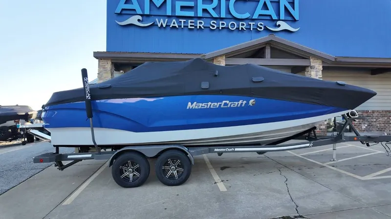 Slide: The Image of MasterCraft X24 2022 - 28
