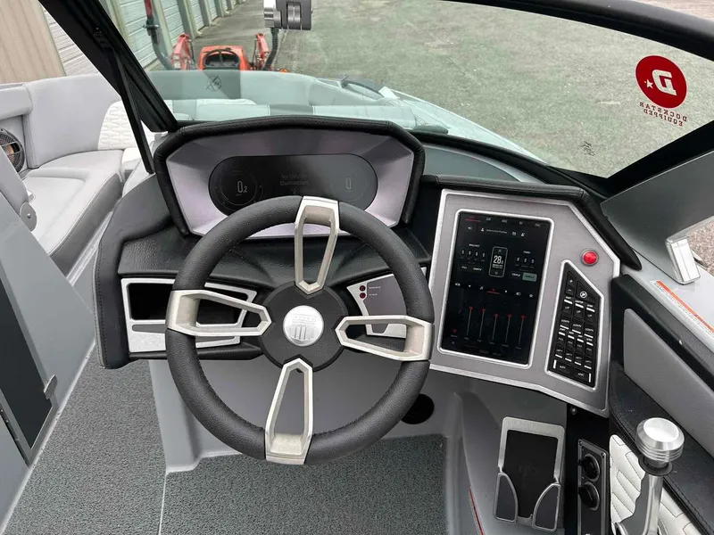 Slide: The Image of MasterCraft X24 2022 - 8