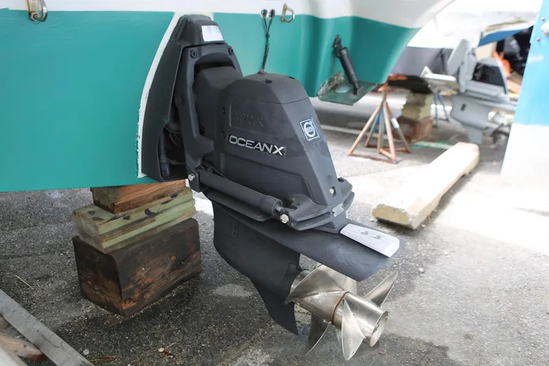 Slide: The Image of 2007 Four Winns 278 Vista boat with OceanX outdrive on dry dock. - 17