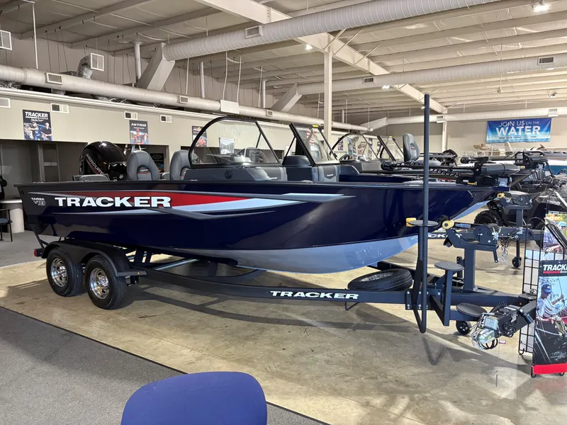 The Image of 2025 Tracker Targa V-18 Combo boat displayed in showroom. - 0