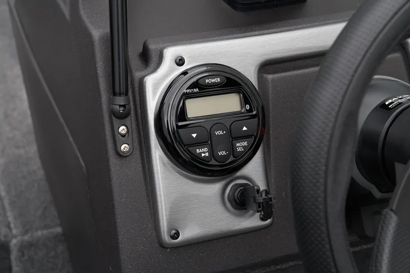 Slide: The Image of Tracker Pro Guide V-175 Combo 2025 - 40