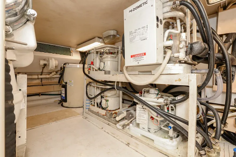 Slide: The Image of Viking 55 Convertible 1999 - 60