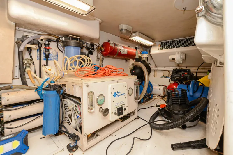 Slide: The Image of Viking 55 Convertible 1999 - 61